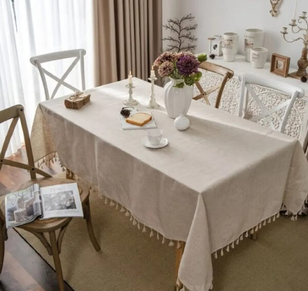Mantel Rustico Poliester Liso Beige con Borlas Decorativas